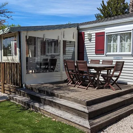 Mobil A 200m De La Mer Au Camping Des Pins Maritimes Campsite